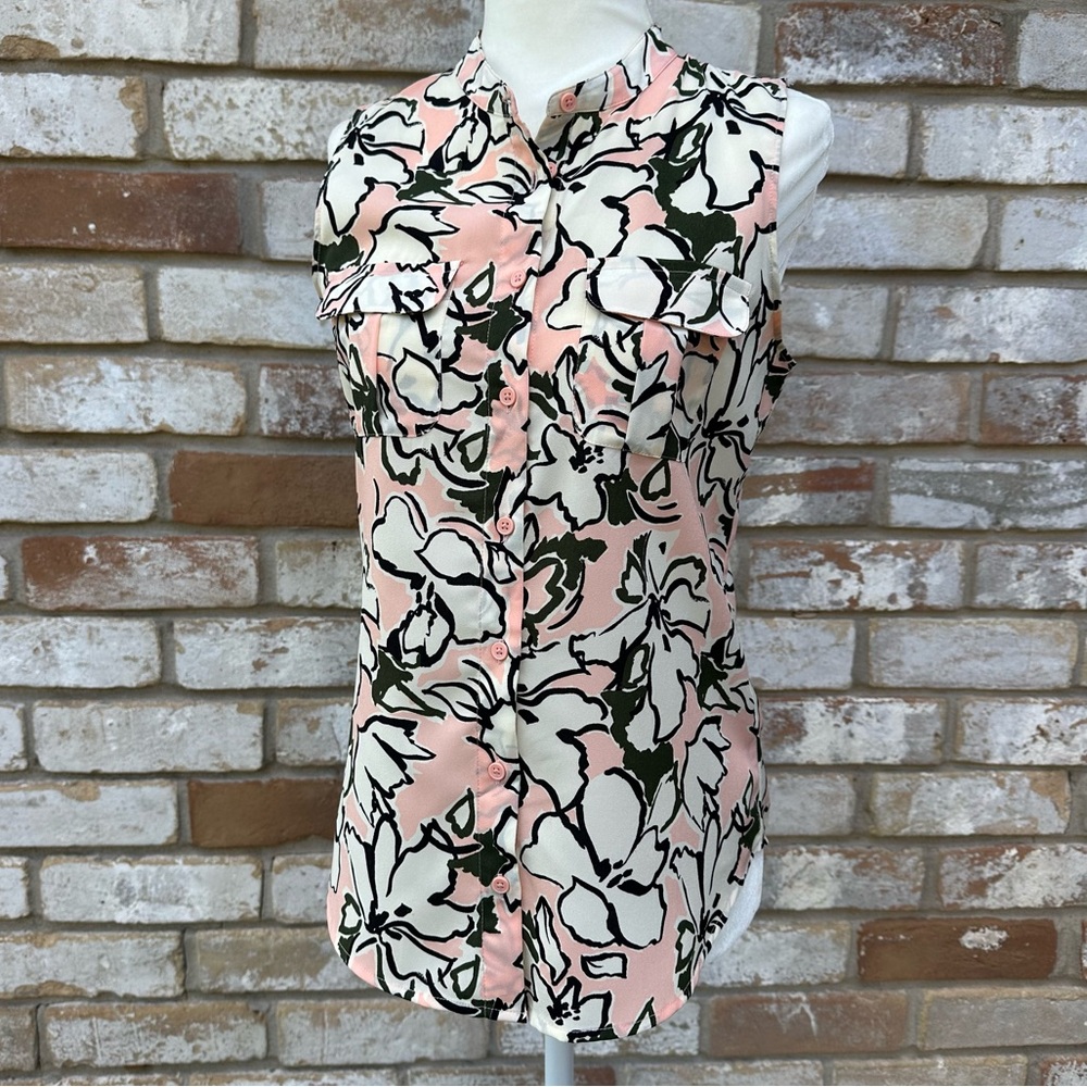 Banana Republic Sleeveless Floral Button Down Shirt